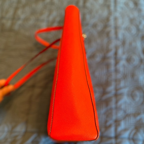 SALE! Michael Kors Jet Set large Travel Tote - Mandarin Leather - Picture 10 of 14